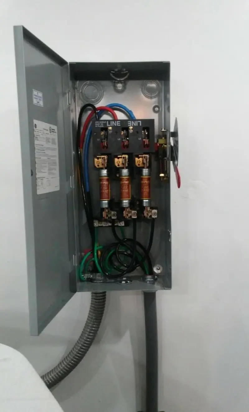 Three-phase disconnect switch installed for Electrical Wiring & Rewiring in Mayfield